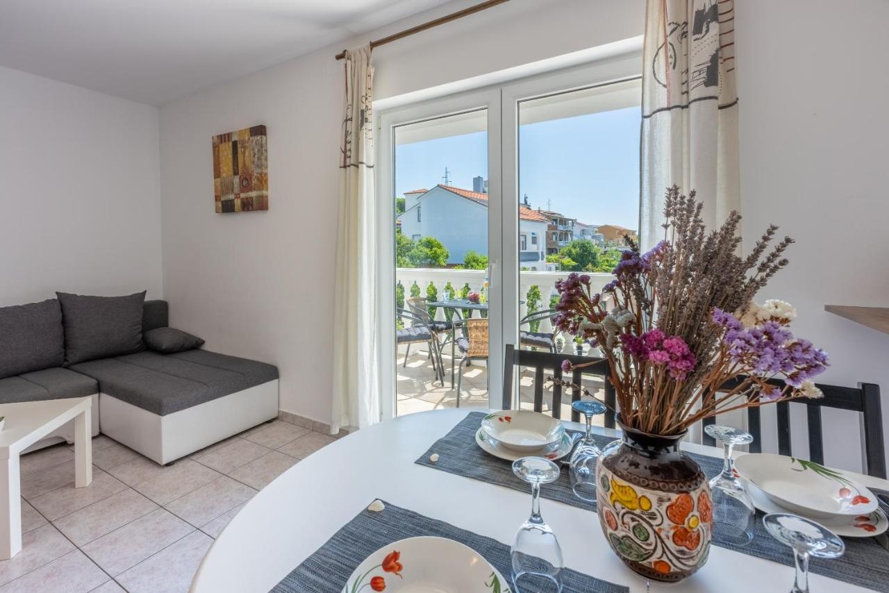 קריקווניצה Apartments Antonija מראה חיצוני תמונה