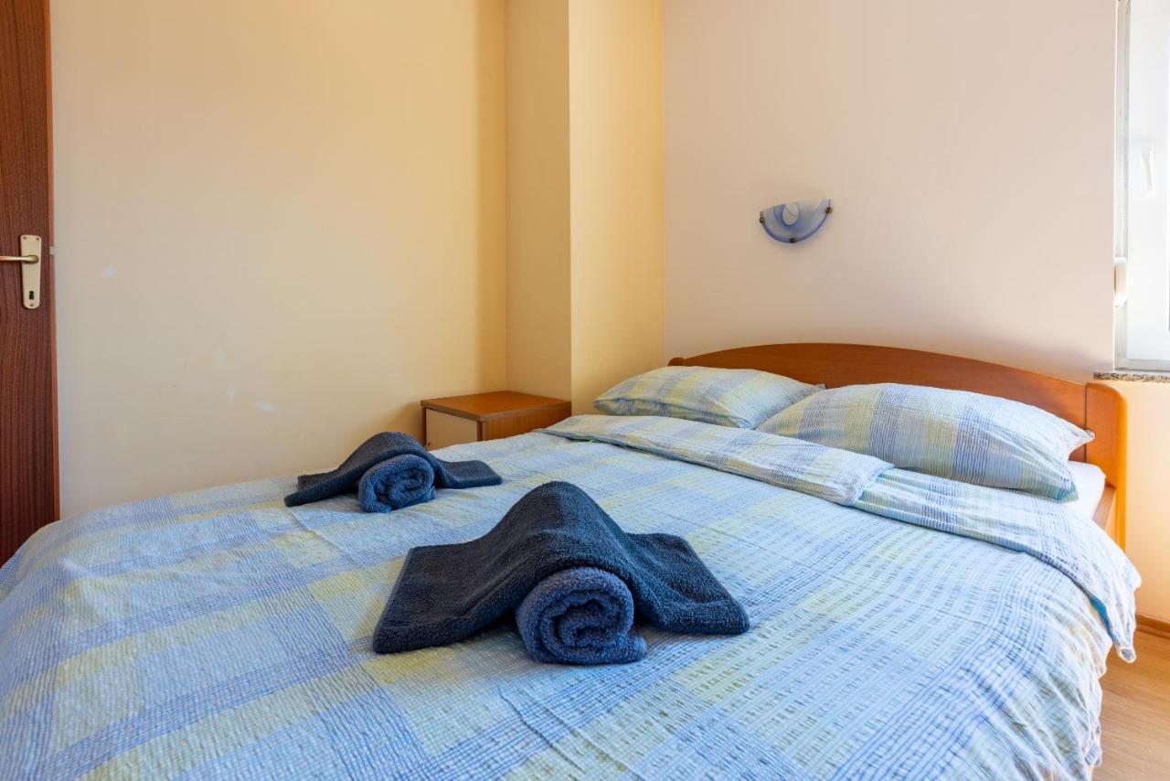 קריקווניצה Apartments Antonija מראה חיצוני תמונה