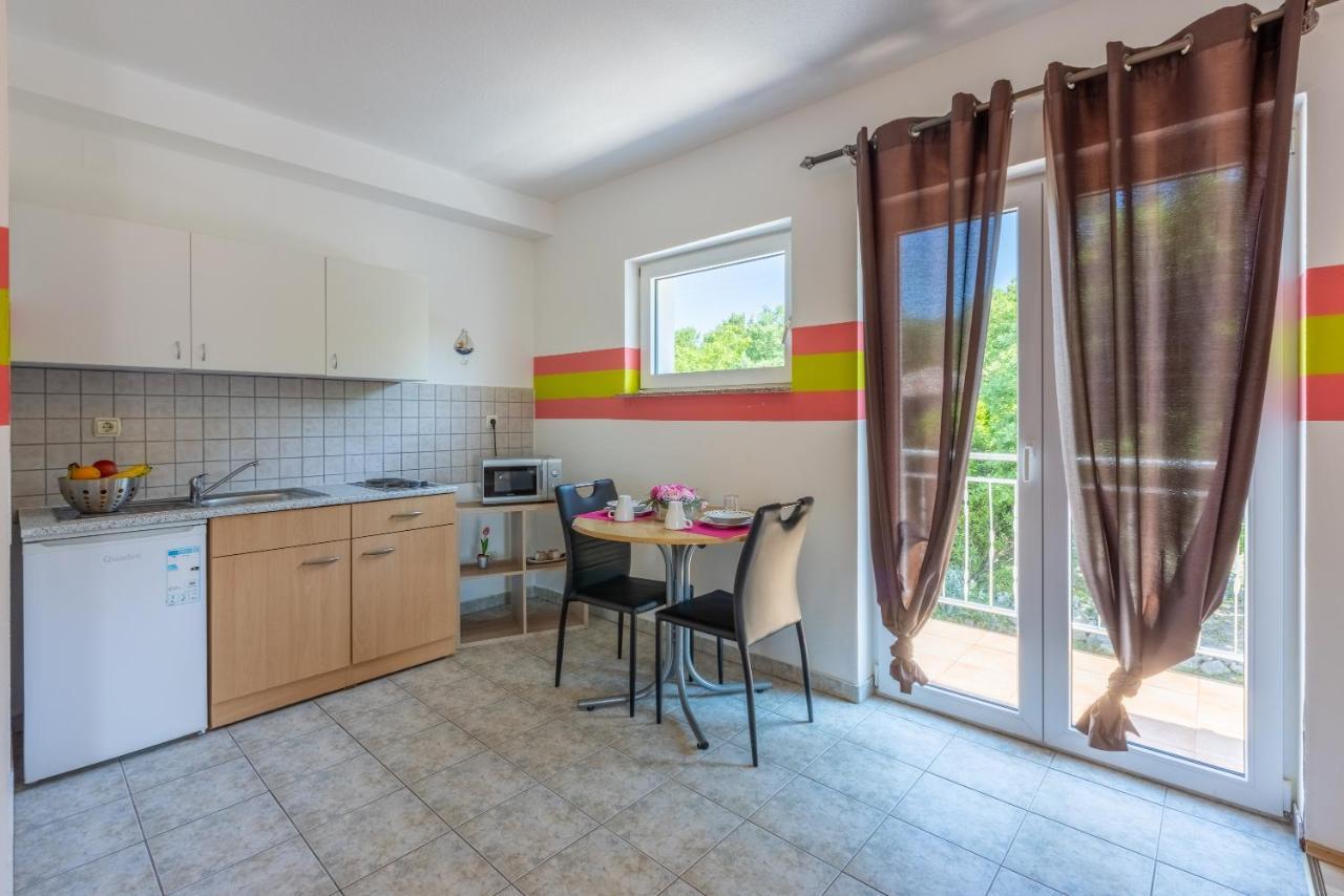 קריקווניצה Apartments Antonija מראה חיצוני תמונה