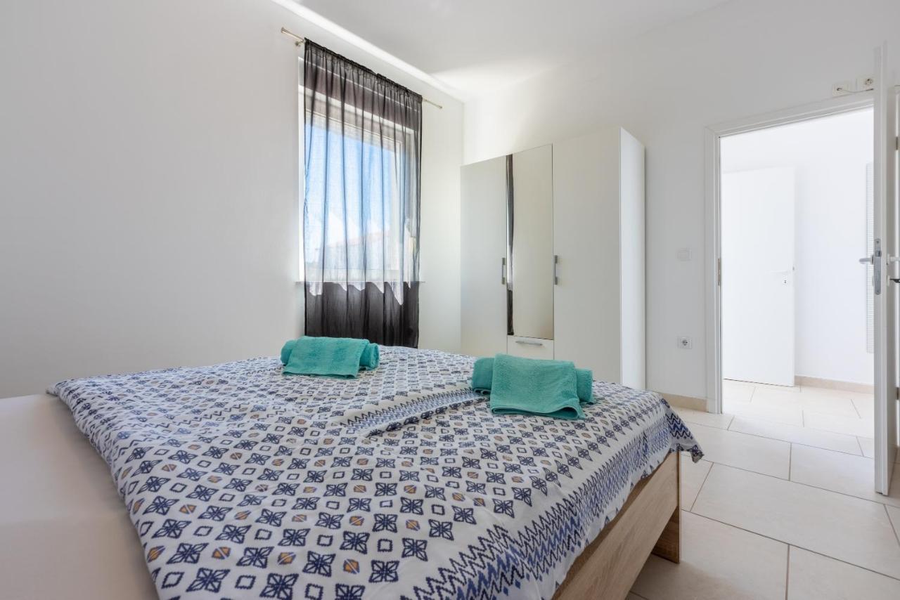 קריקווניצה Apartments Antonija מראה חיצוני תמונה