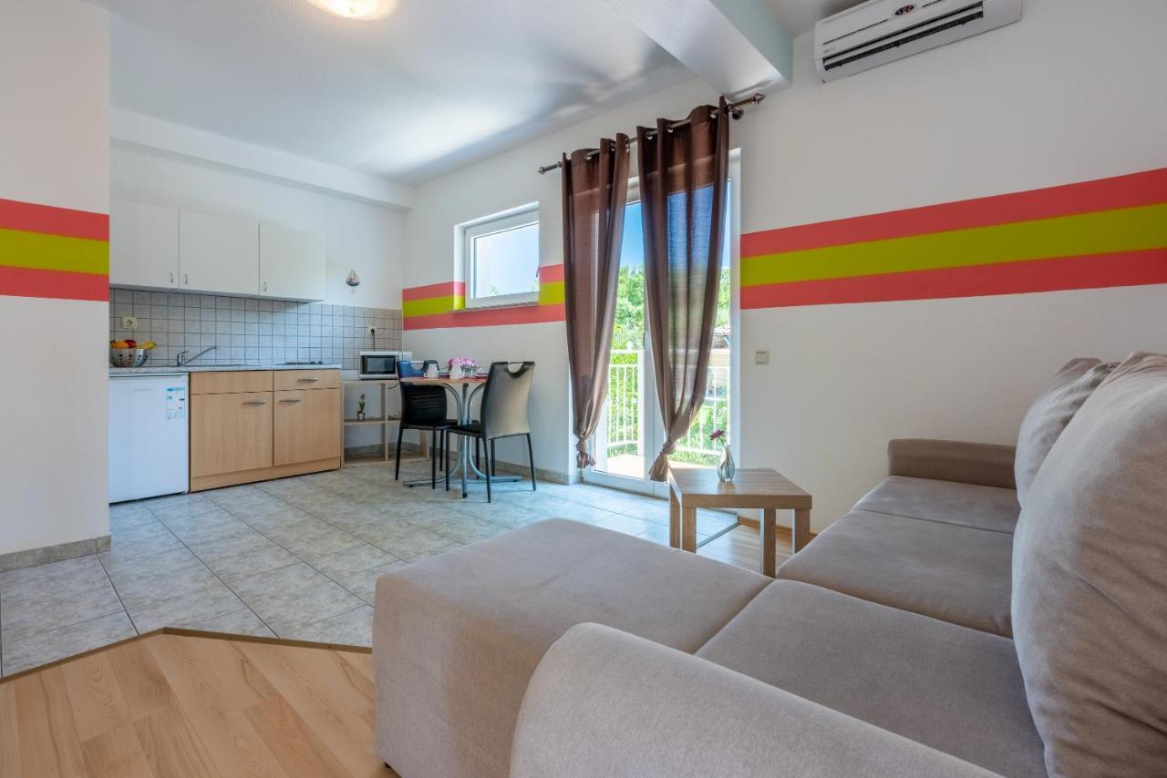 קריקווניצה Apartments Antonija מראה חיצוני תמונה