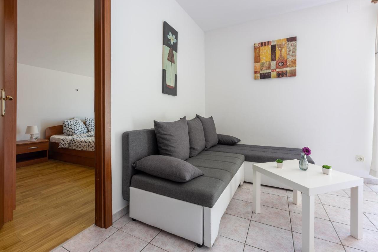 קריקווניצה Apartments Antonija מראה חיצוני תמונה