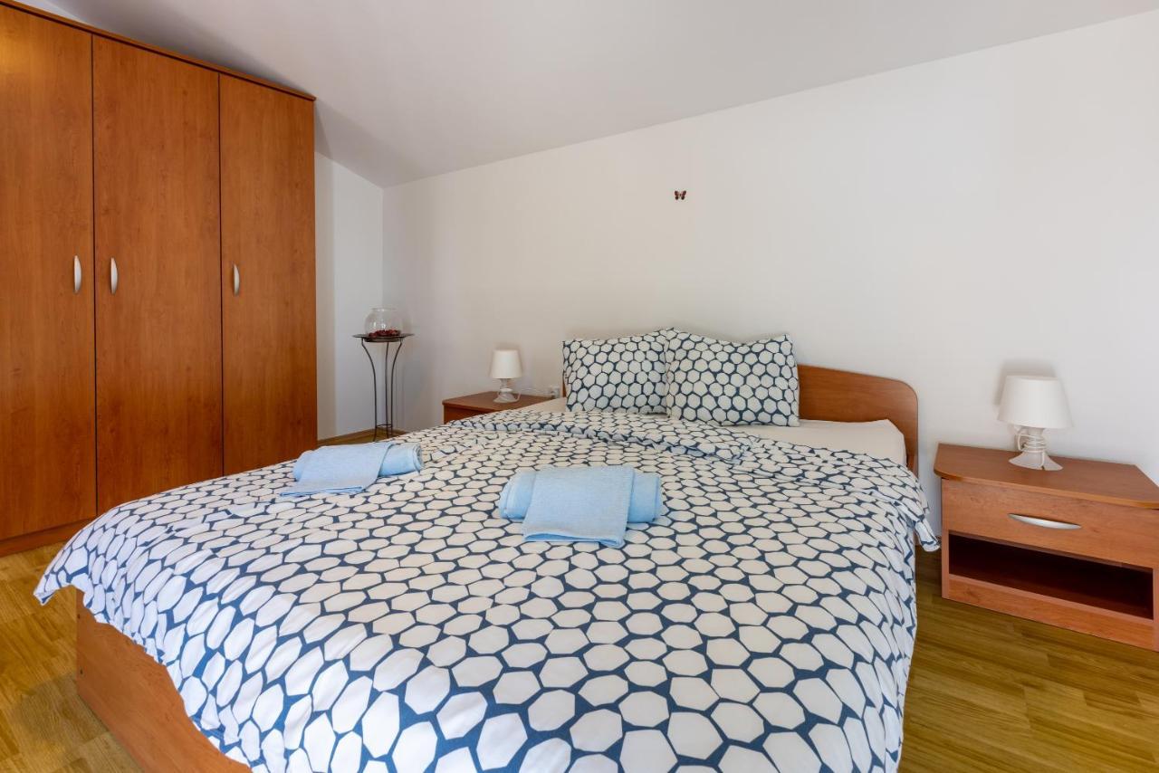 קריקווניצה Apartments Antonija מראה חיצוני תמונה