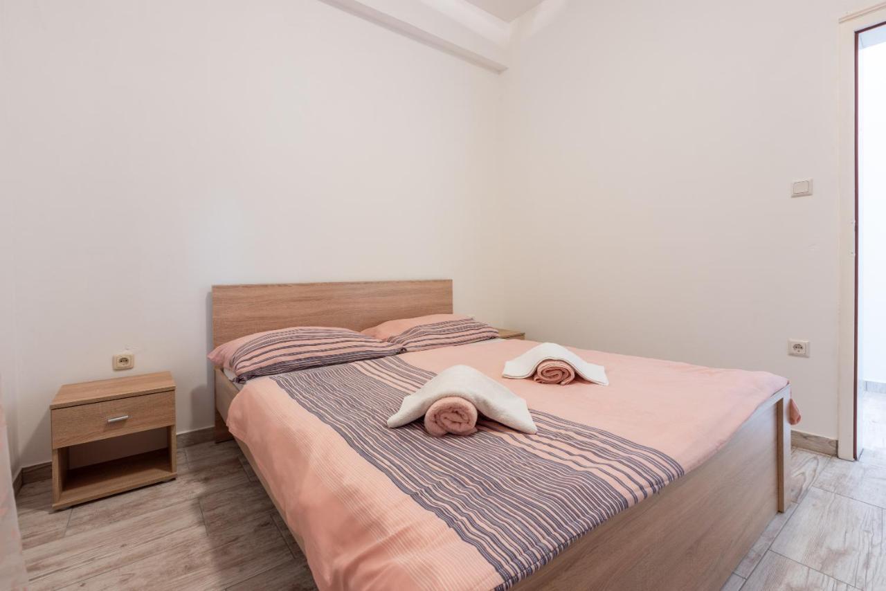 קריקווניצה Apartments Antonija מראה חיצוני תמונה